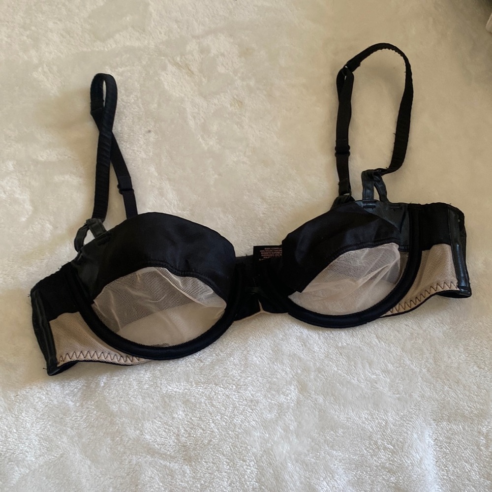Victoria Secret Bra 34B
